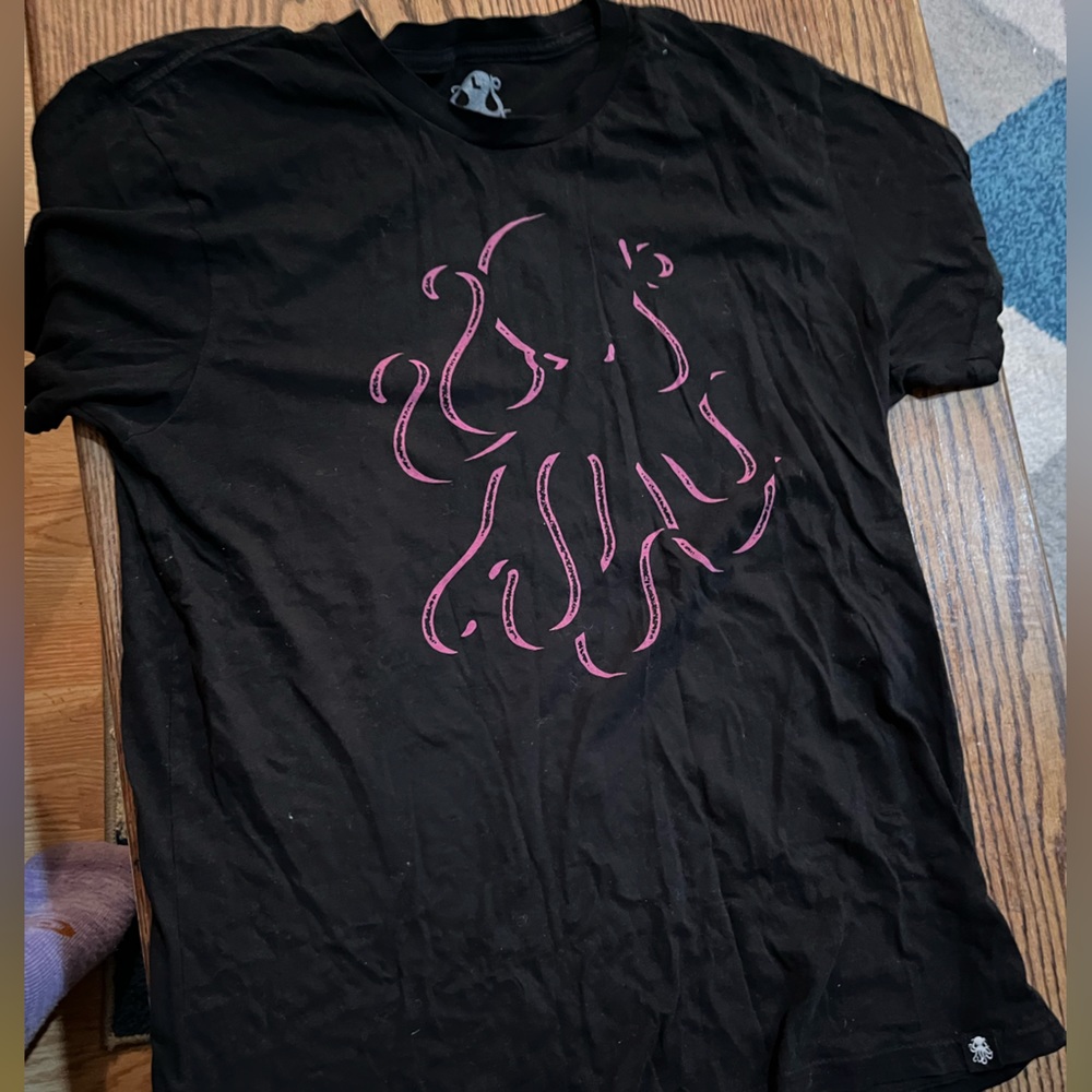Hi My Name is Mark brand Men’s limited edition octopus shirt Blink-182